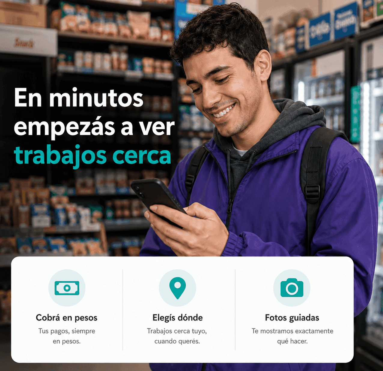 Relevador mirando un celular con el panel de la app